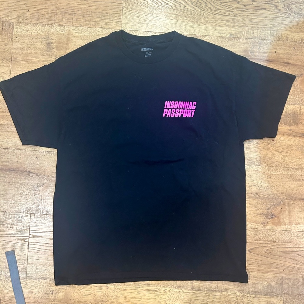 Insomniac PASSPORT T shirt XL